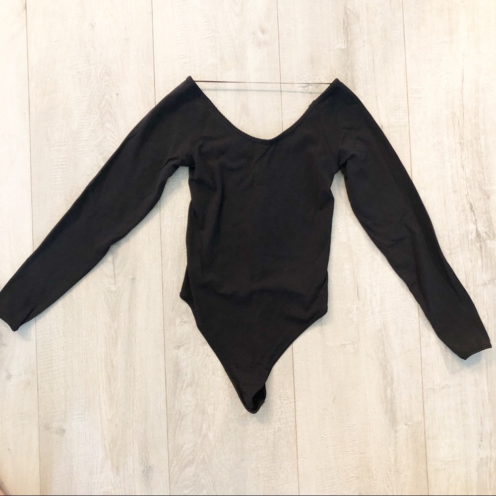 Lululemon Body Suit size 6 NWT
